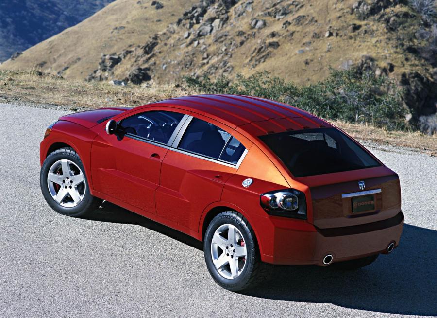  Dodge Avenger Concept 2003 года  (фото 5 из 7)